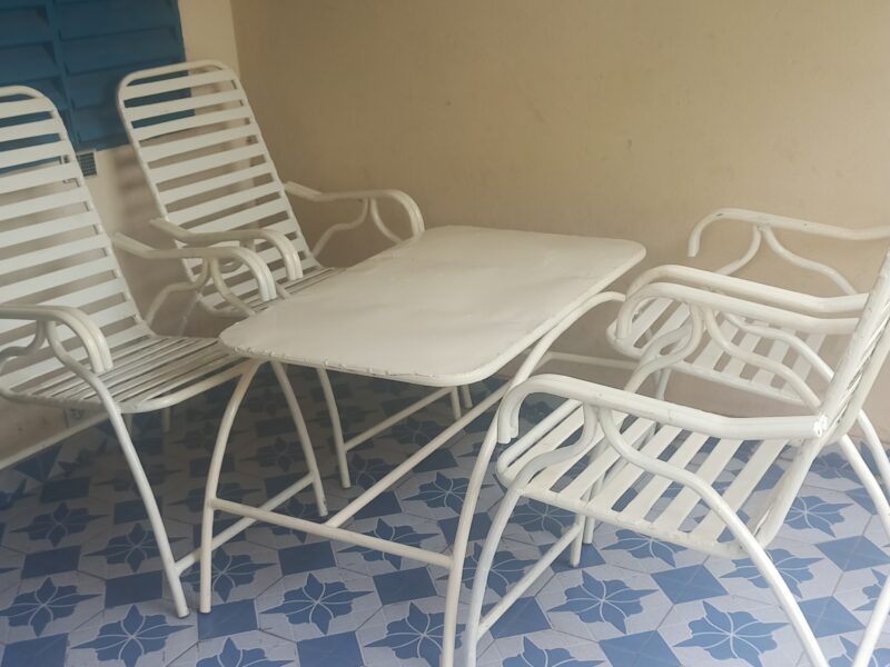 Chaise de jardin en vente